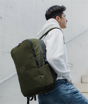 Backpack Pro 1